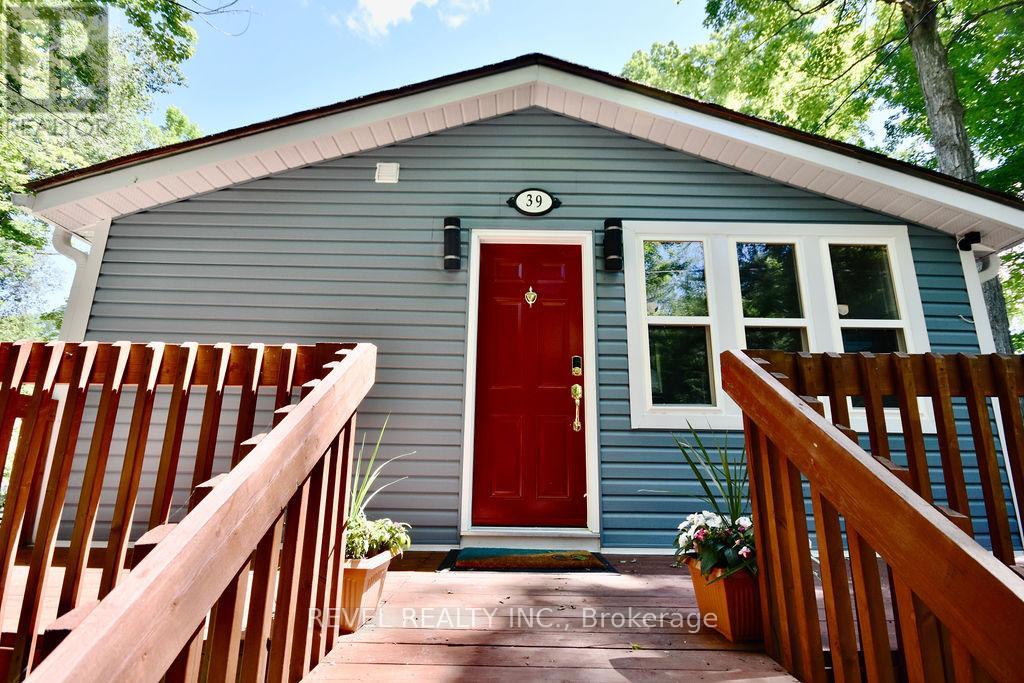 39 DOMAR ROAD - 2