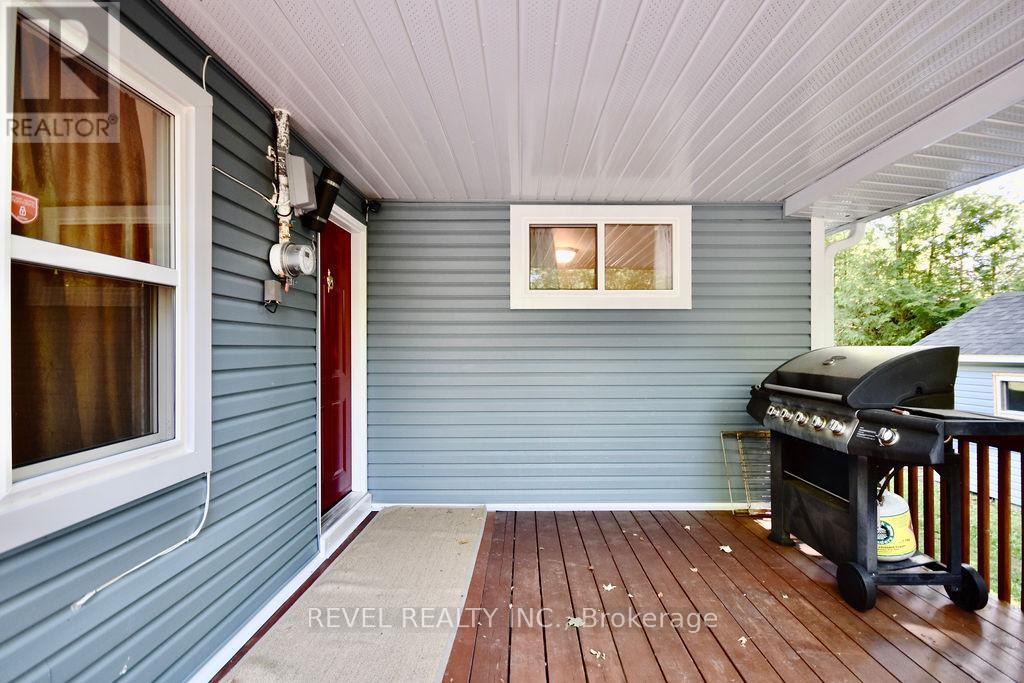 39 DOMAR ROAD - Image 20