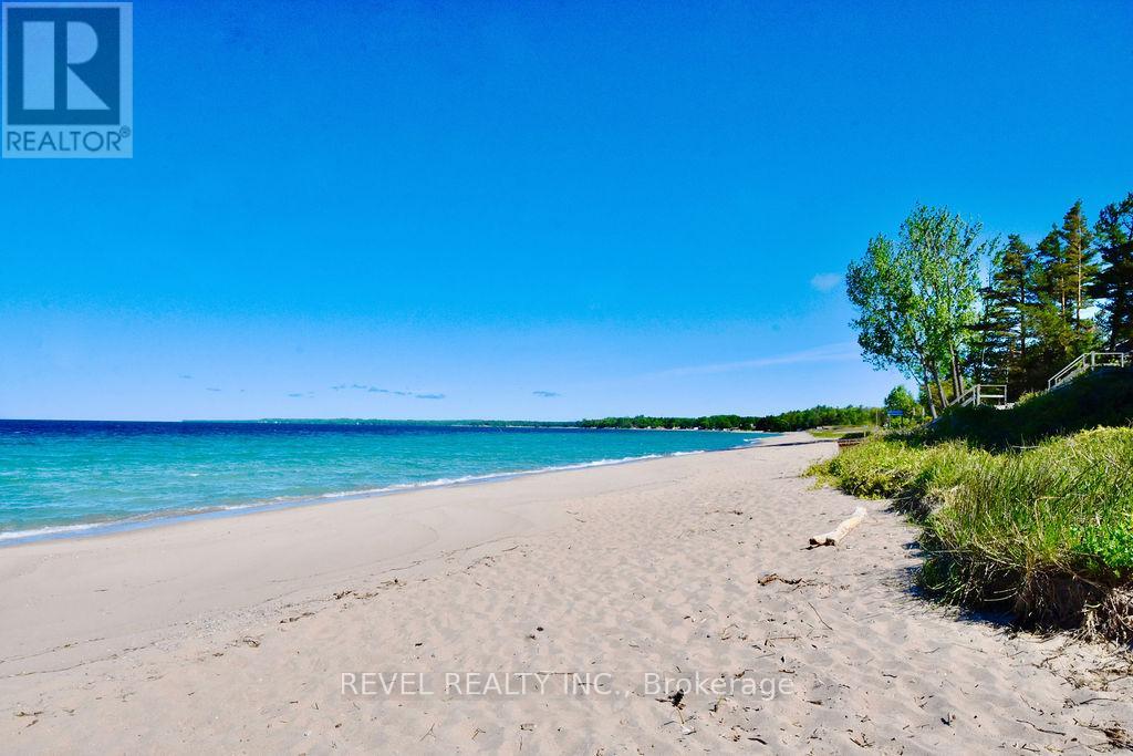 39 DOMAR ROAD - Image 31