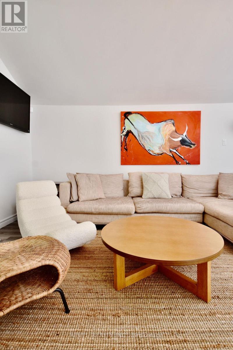 39 DOMAR ROAD - Image 7