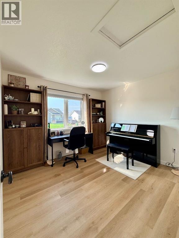 10418 105 Ave - Image 27