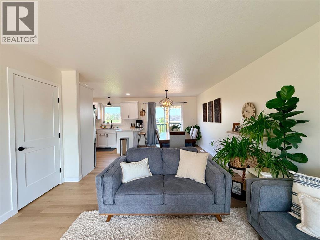 10418 105 Ave - Image 16
