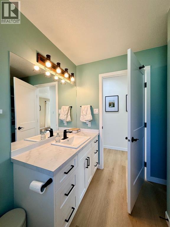 10418 105 Ave - Image 29