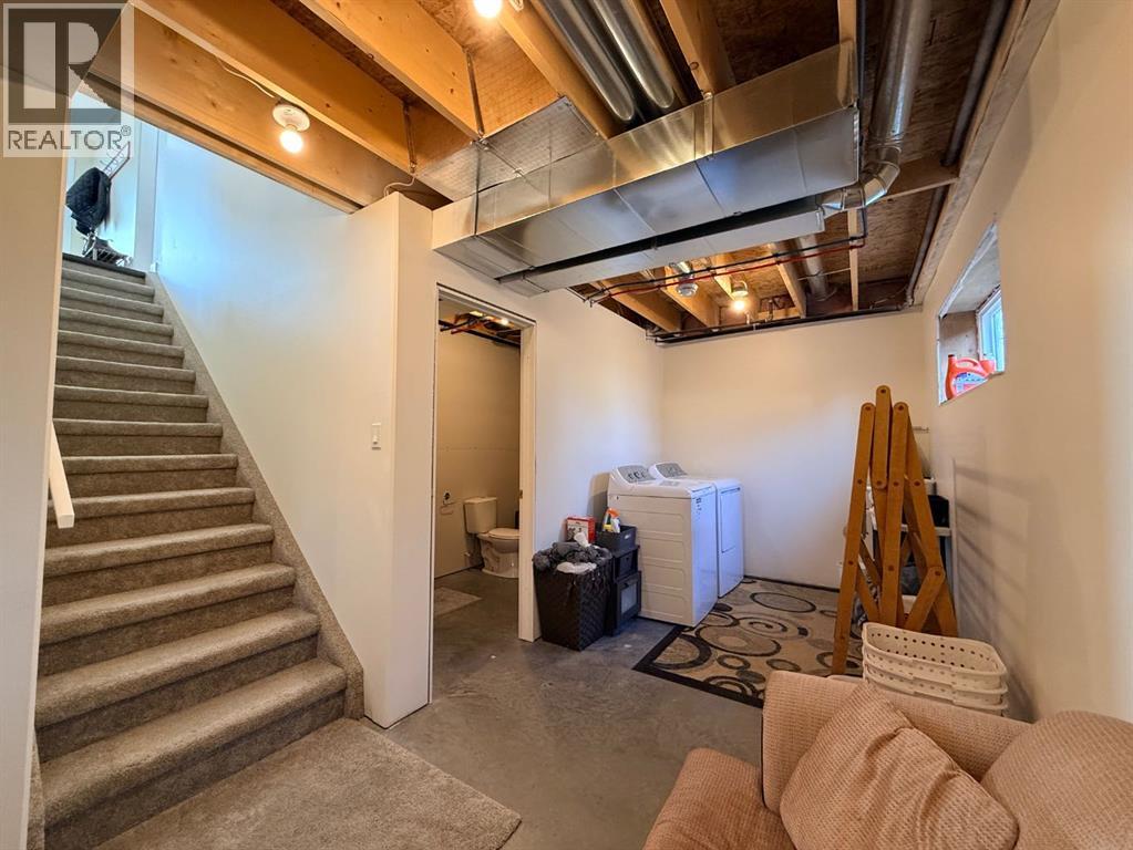 10418 105 Ave - Image 34