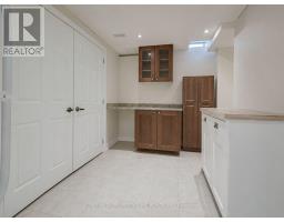 27 Madrid Crescent N, Brampton, ON L6S2X5 Photo 26