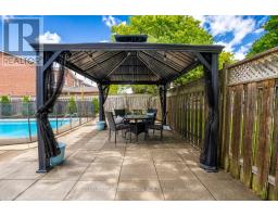 27 Madrid Crescent N, Brampton, ON L6S2X5 Photo 33