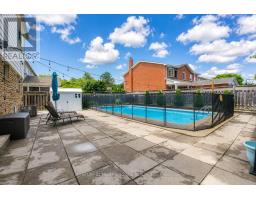 27 Madrid Crescent N, Brampton, ON L6S2X5 Photo 35