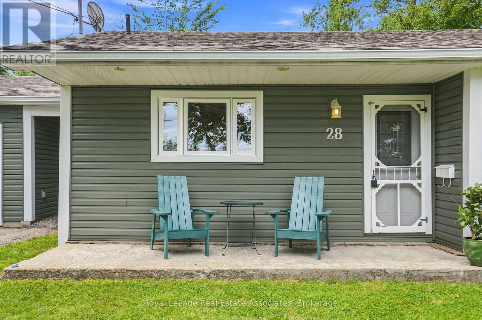 28 KELSON AVENUE S - 2