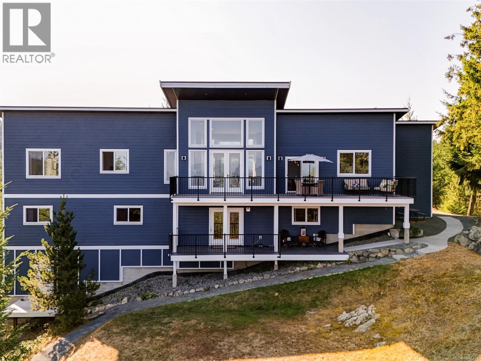 4836 Goldstream Heights Dr, Shawnigan Lake
