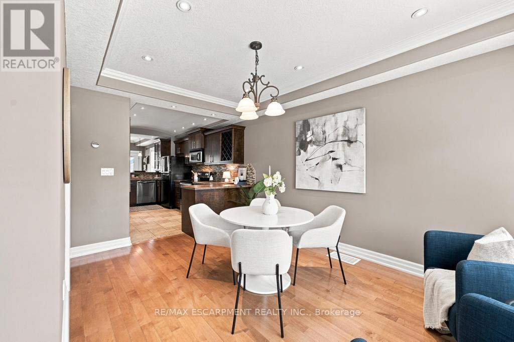 105 MUNN STREET - 4