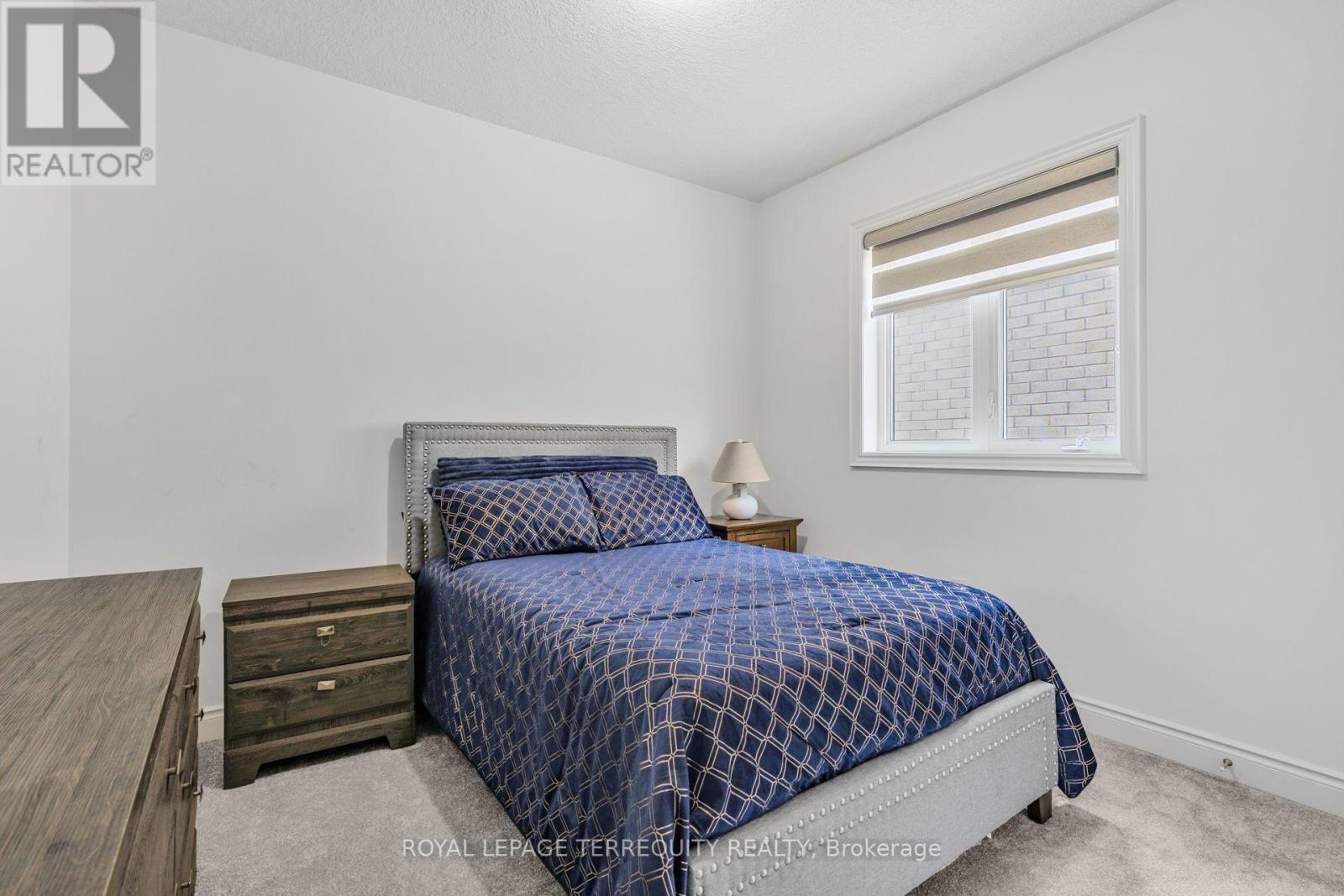 9 KIERNAN CRESCENT N - Image 24