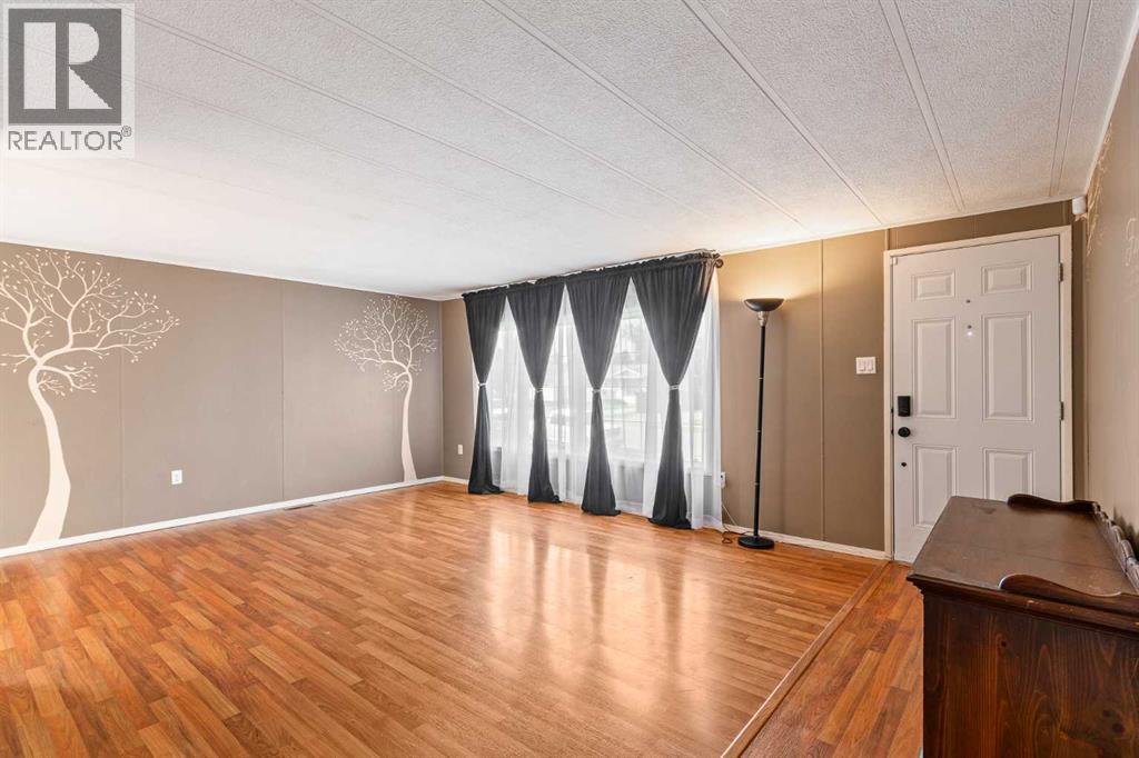 4809 26 Street - 5