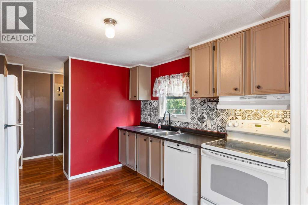 4809 26 Street - Image 12