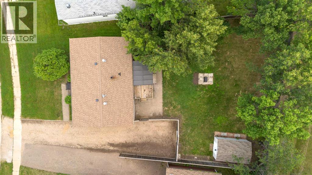 4809 26 Street - 38