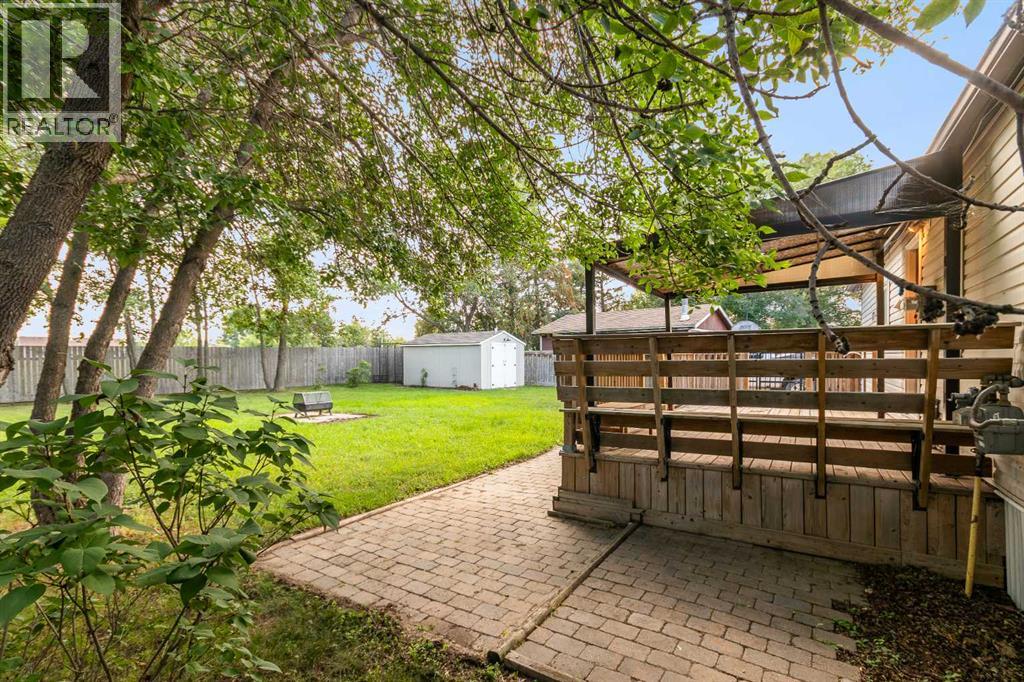 4809 26 Street - 33