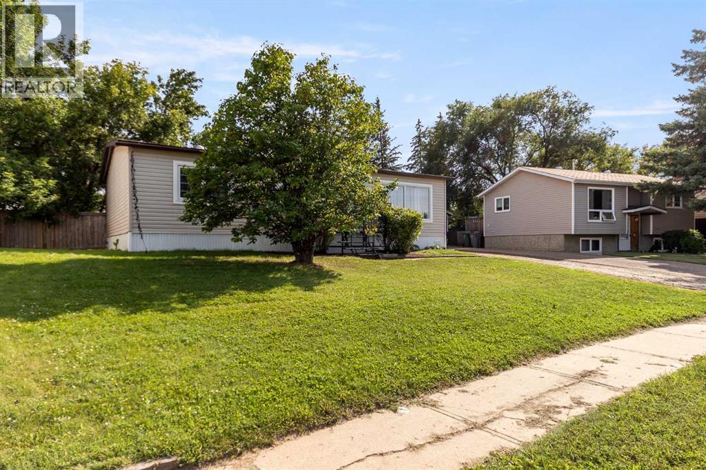4809 26 Street - 43