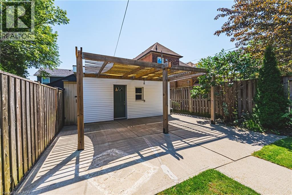 153 ELGIN Street - 33