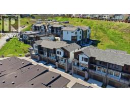 Primary Bedroom - 7599 Klinger Road Unit# 19, Okanagan Landing, BC V1H0B2 Photo 6