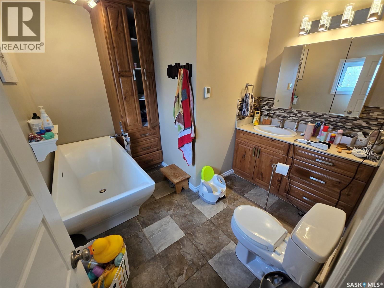 127 1st AVENUE - Image 13