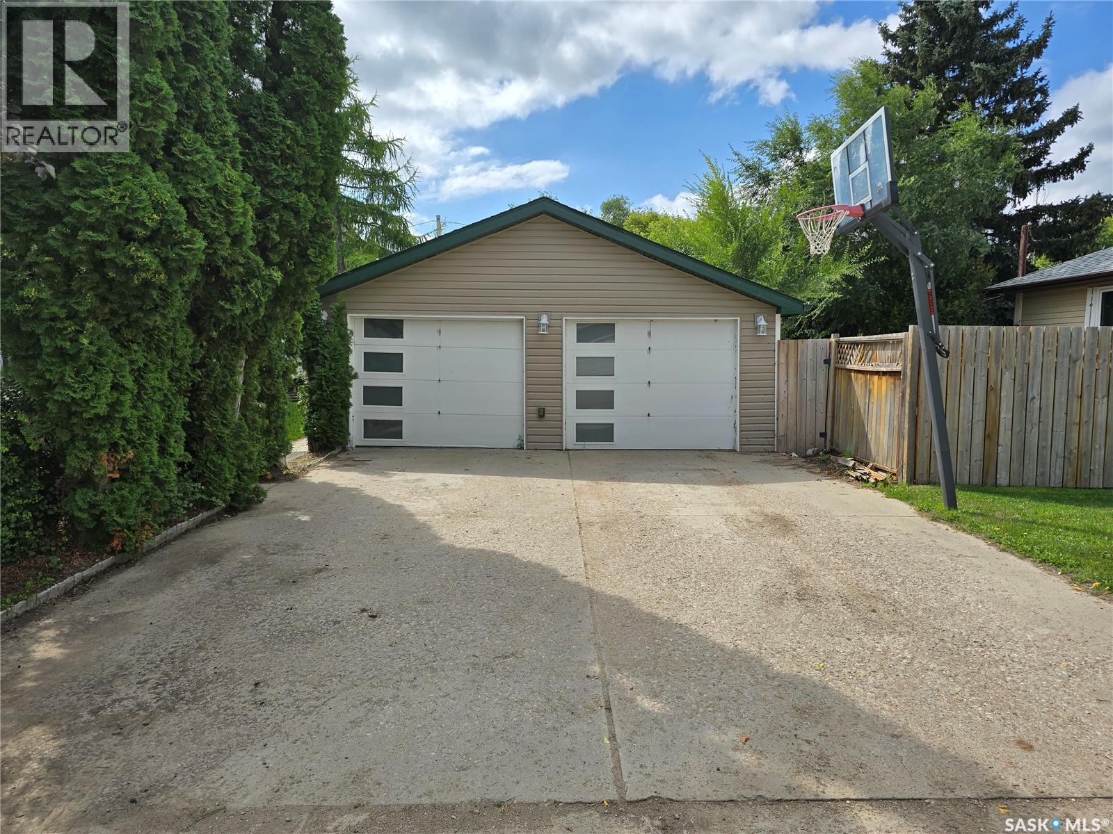 127 1st AVENUE - Image 33