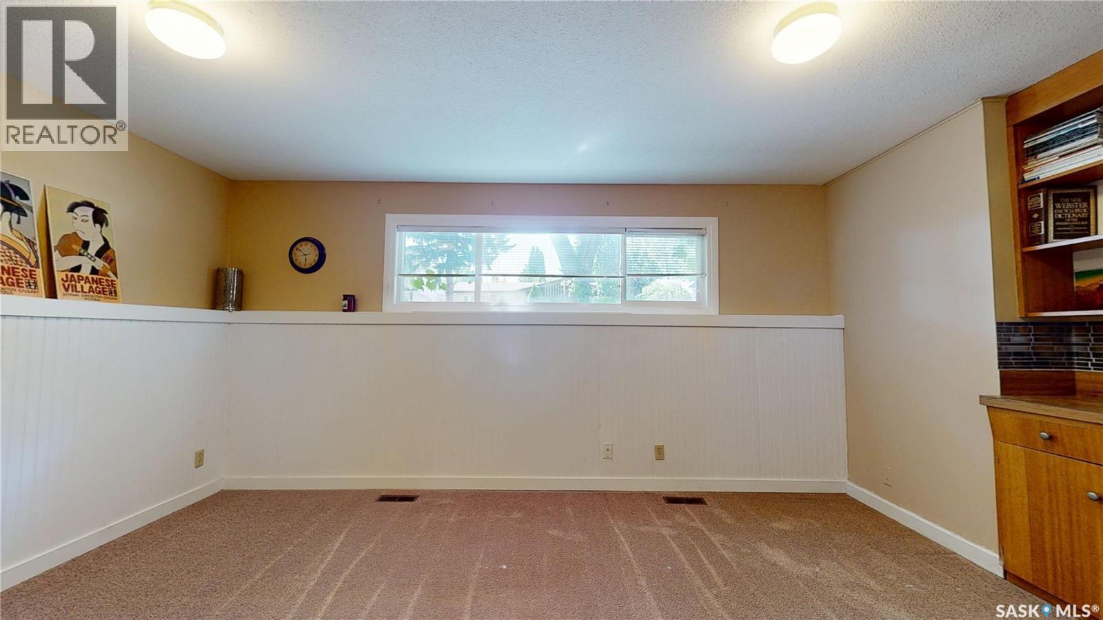 130 Cameron CRESCENT - Image 36