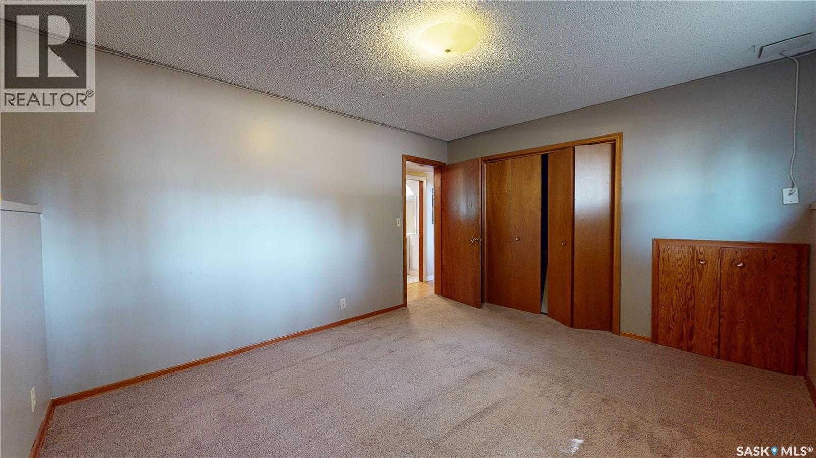 130 Cameron CRESCENT - Image 49