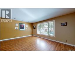 Bedroom - 130 Cameron Crescent, Regina, SK S4S2X4 Photo 6