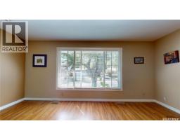Laundry room - 130 Cameron Crescent, Regina, SK S4S2X4 Photo 8