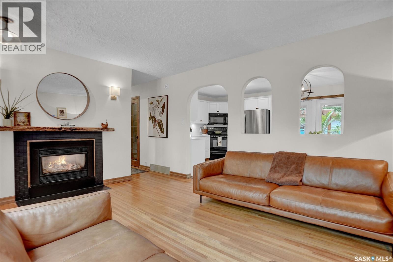 2807 Fleury STREET - 12