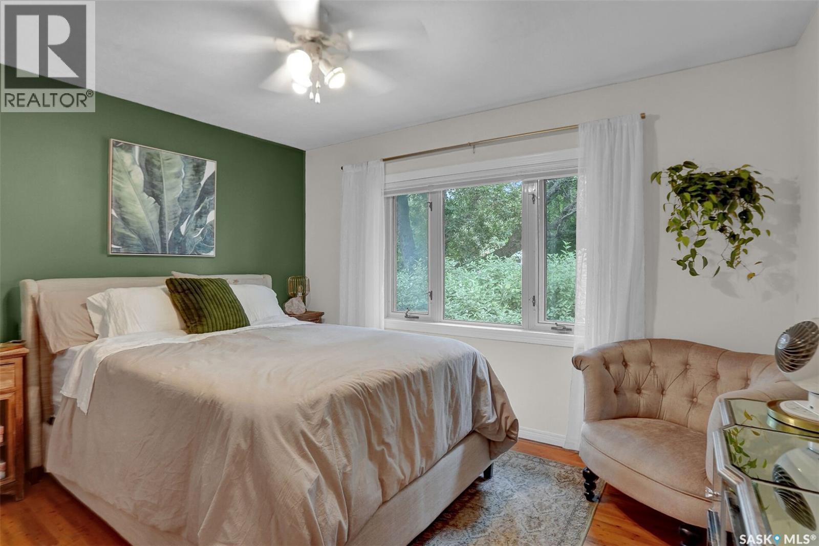 2807 Fleury STREET - Image 13