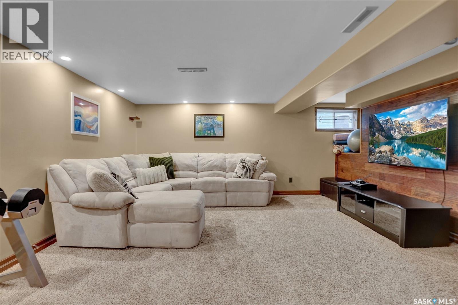 2807 Fleury STREET - Image 23