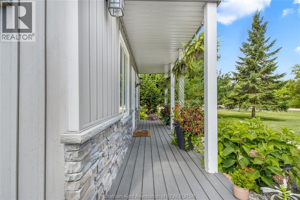 24 WELLINGTON STREET - Image 8