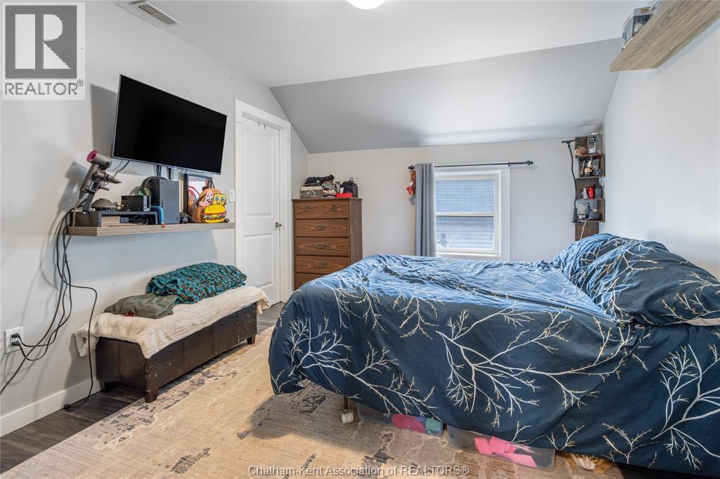169 LORNE AVENUE - 19