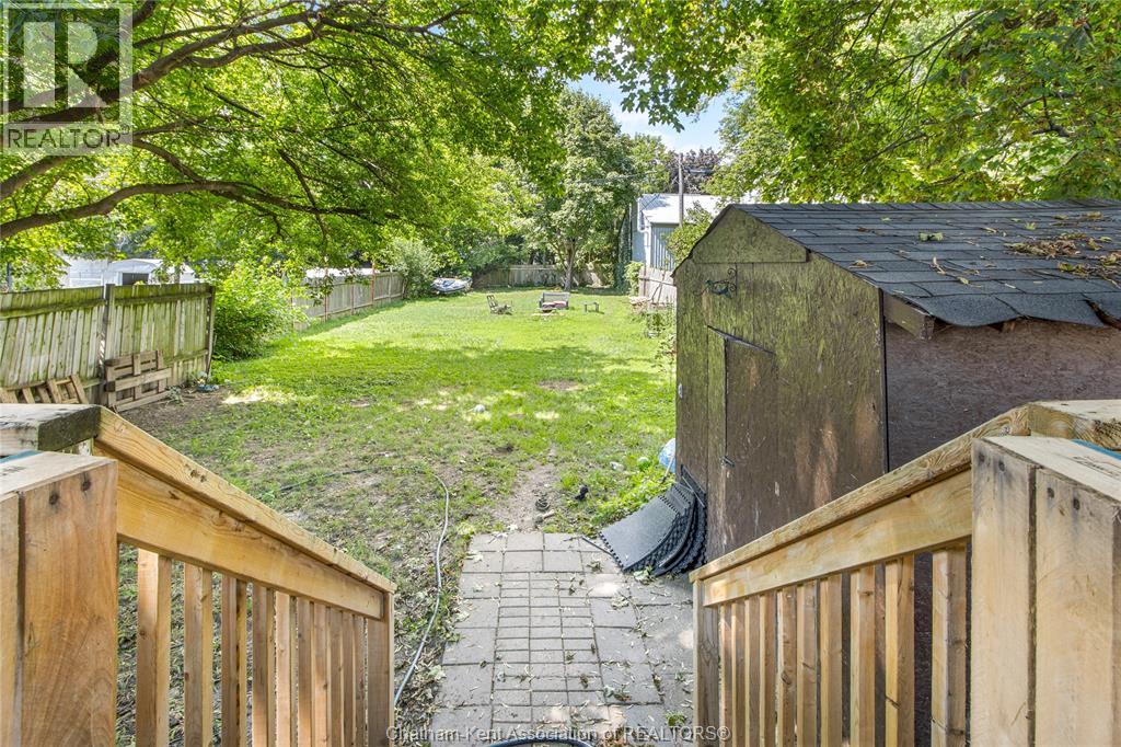 169 LORNE AVENUE - 28