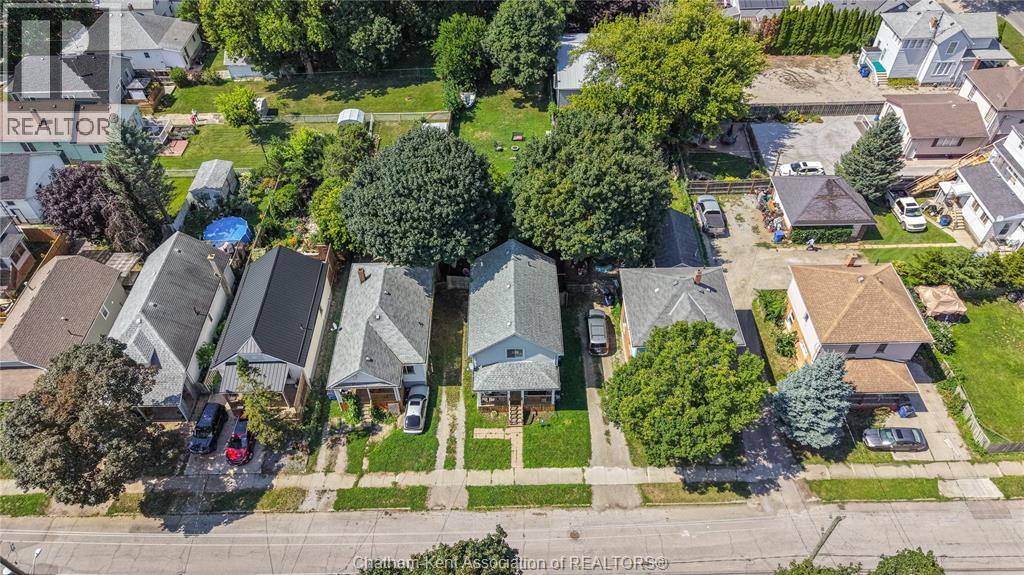 169 LORNE AVENUE - Image 32