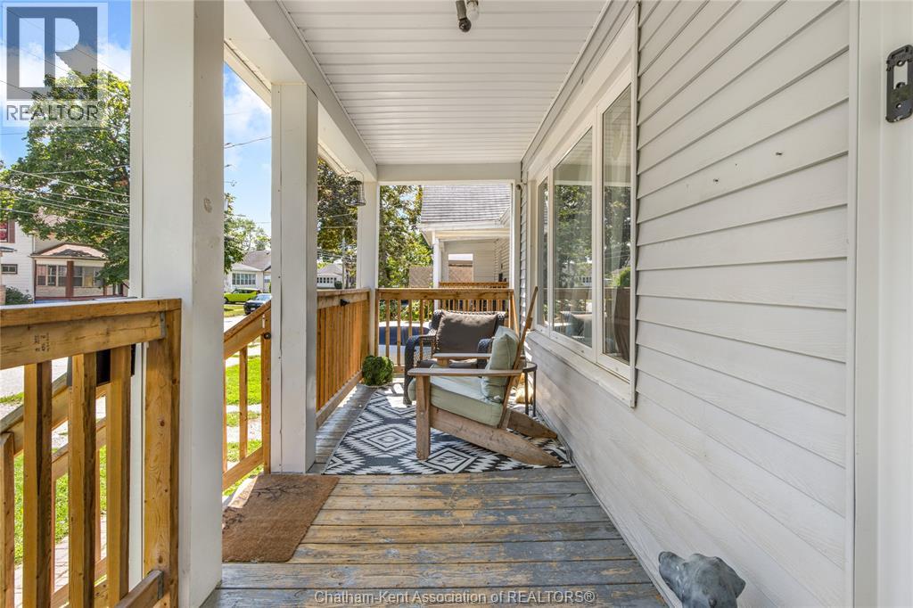 169 LORNE AVENUE - 6