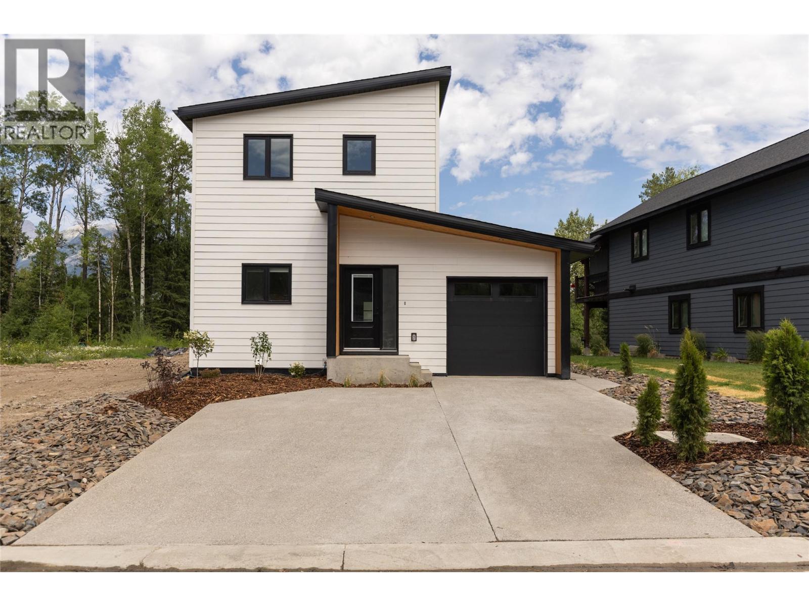 113 WHITETAIL Drive, Fernie