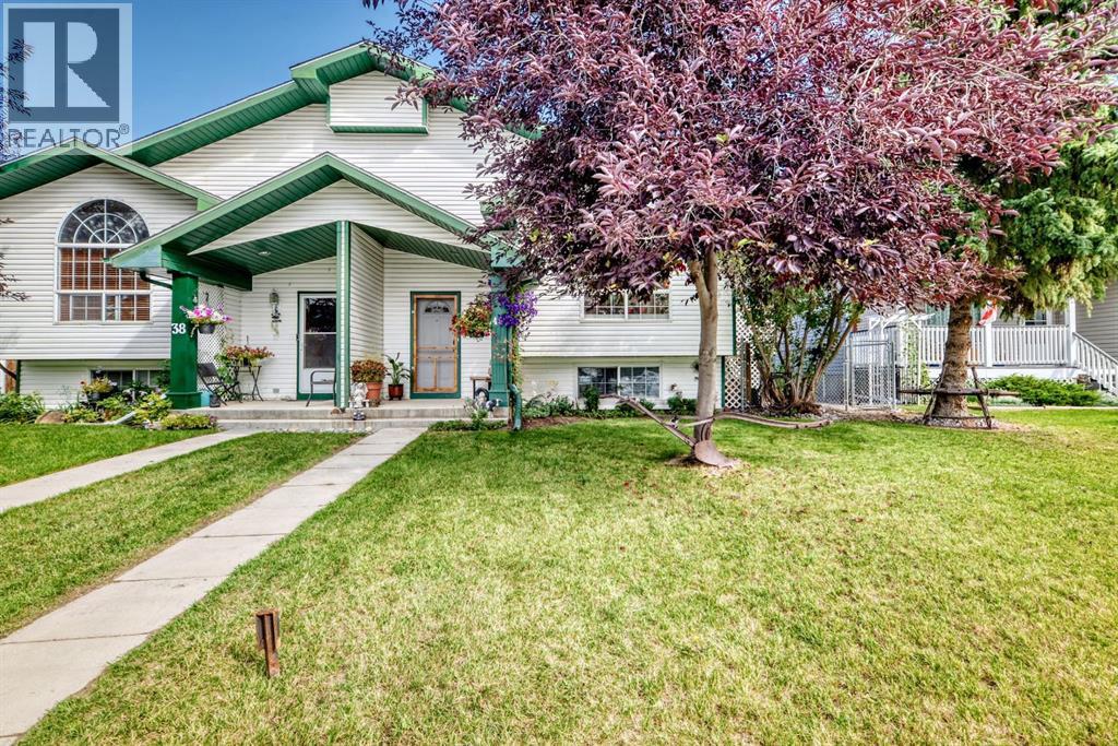 40 Green Meadow Crescent - 1