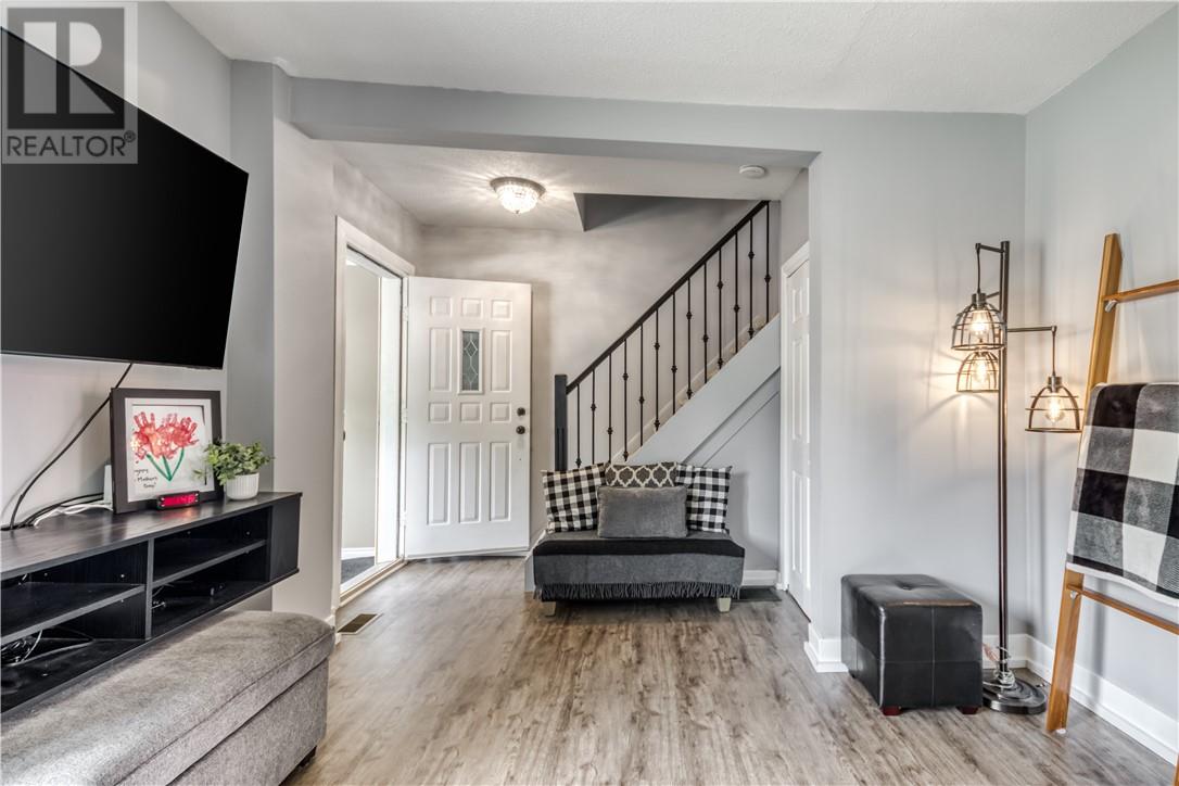 10A Orford Street - 10