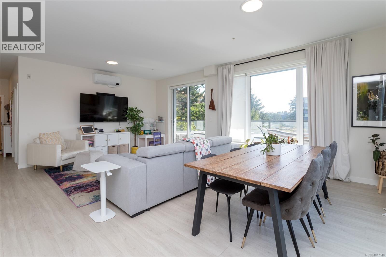 401 842 Orono Ave, Langford