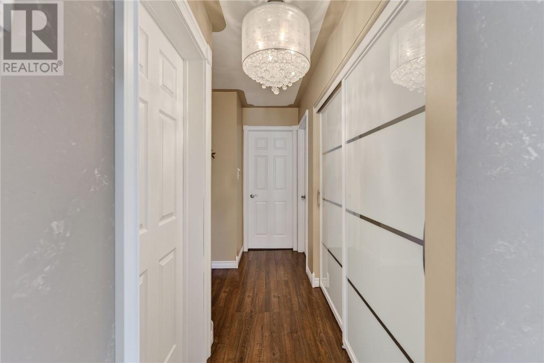 4463 Leger Crescent - Image 45