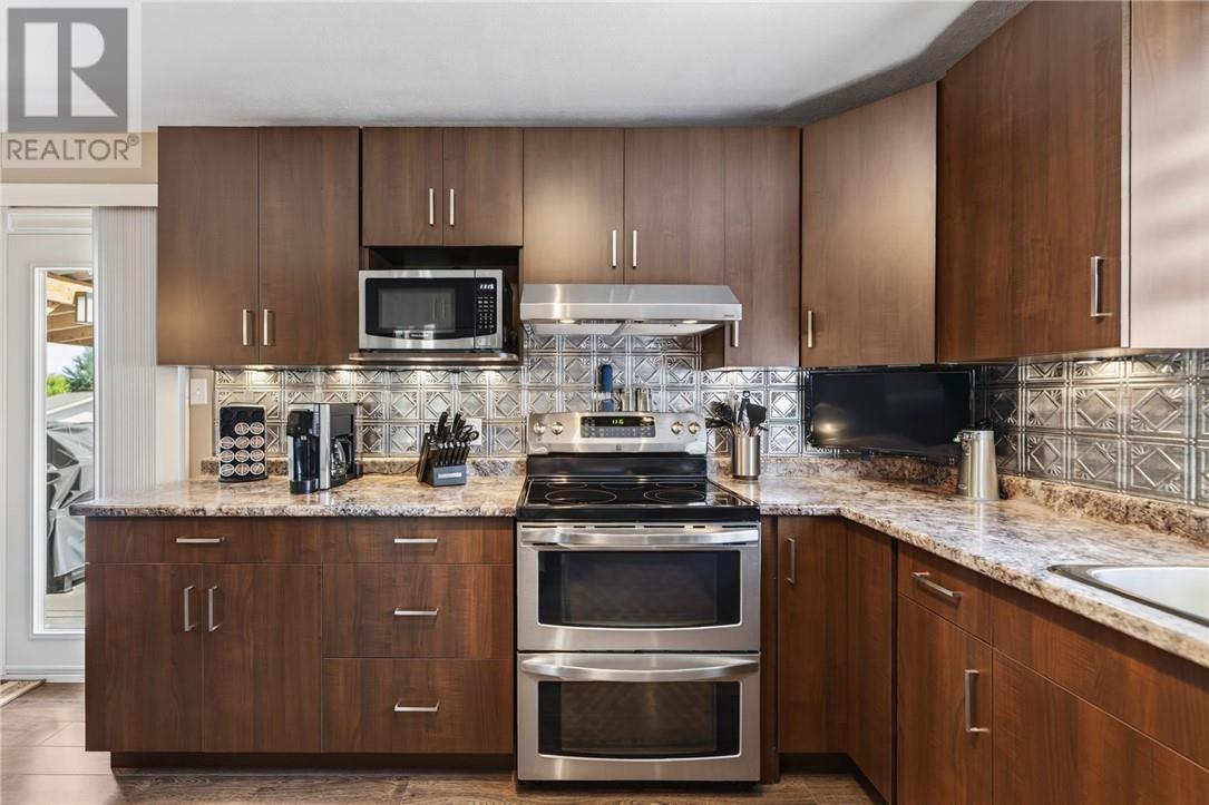 4463 Leger Crescent - 14