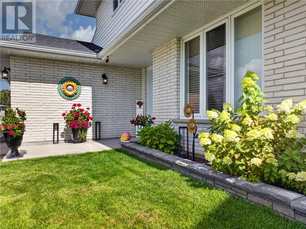 4463 Leger Crescent - 4