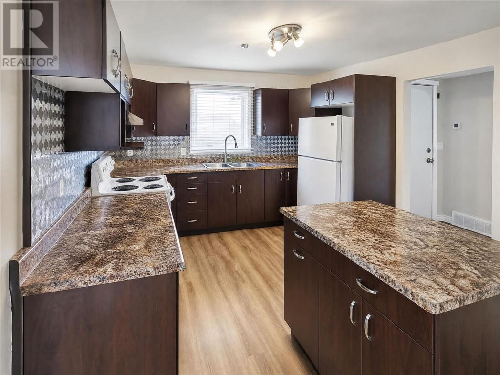 4463 Leger Crescent - Image 68