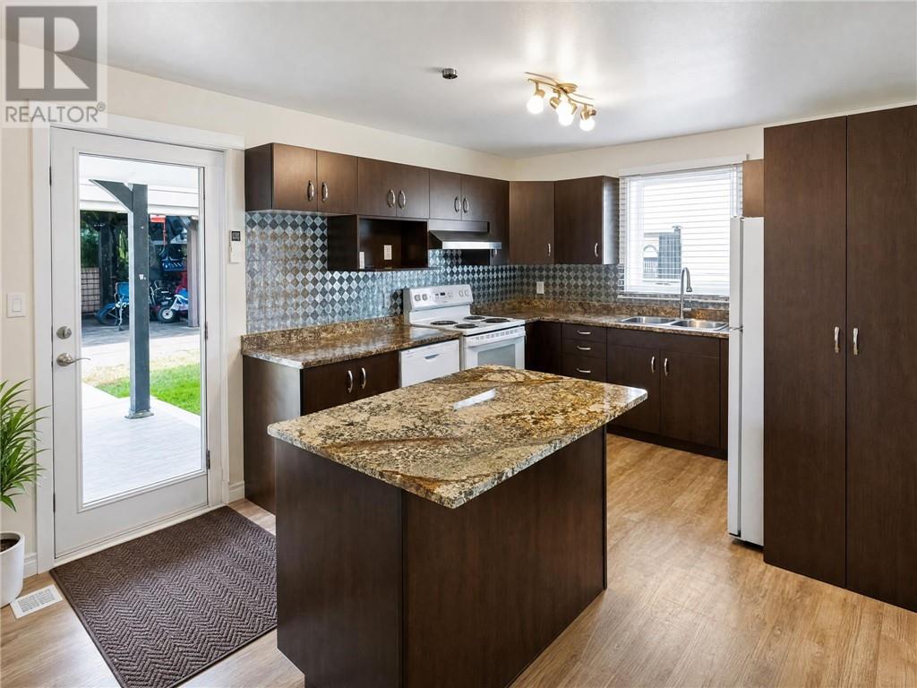 4463 Leger Crescent - Image 70