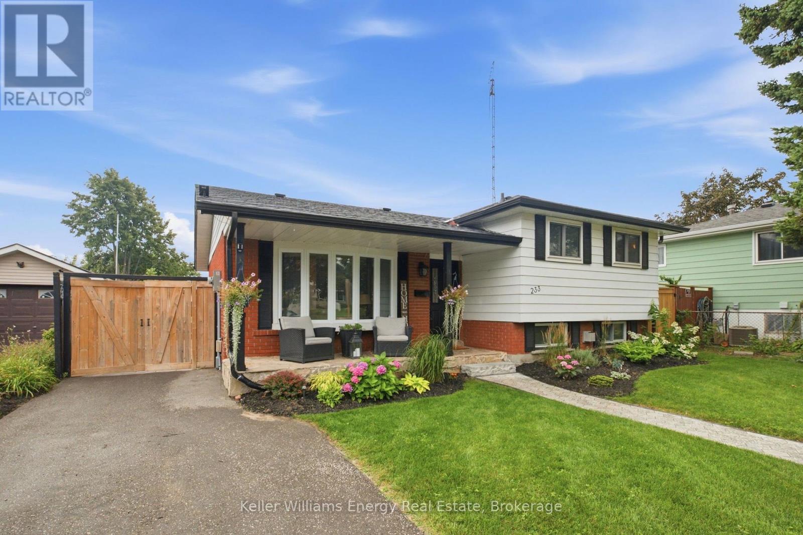 Property for sale at 233 PHILLIP MURRAY AVENUE