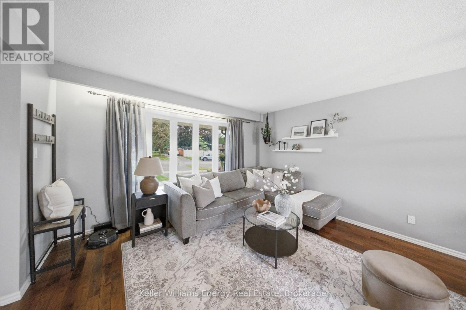 233 PHILLIP MURRAY AVENUE - Image 5