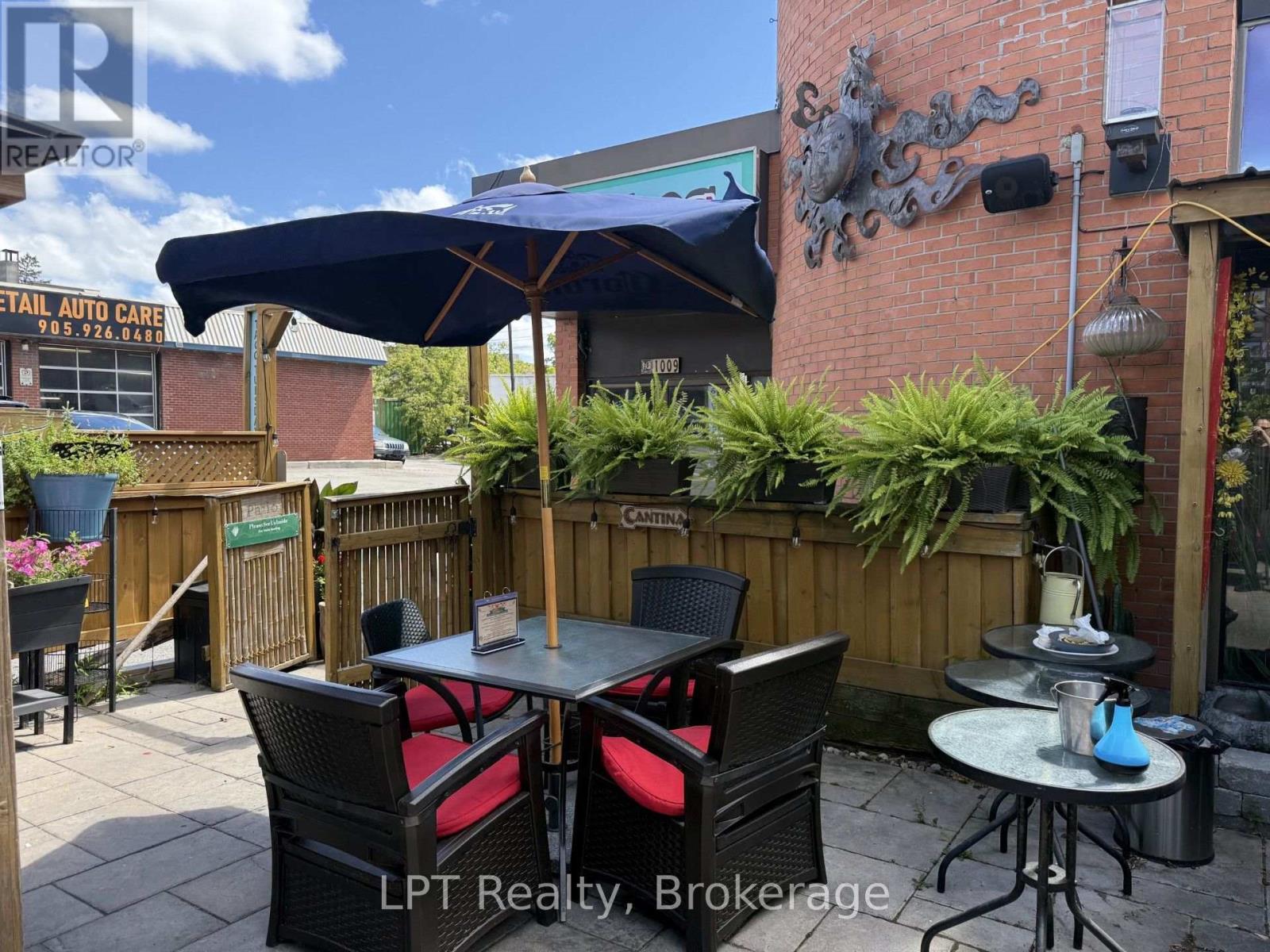 1009 Dundas Street East, Whitby (Pringle Creek), Ontario, L1N2K4, Whitby (Pringle Creek), Ontario — photo 5 of 5