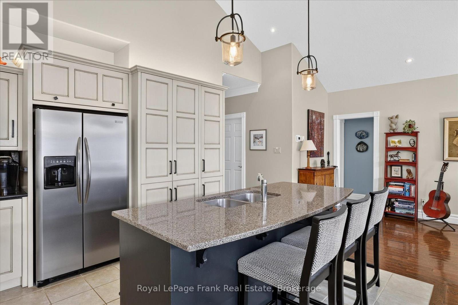 #43 22 LOCKSIDE DRIVE - Image 17
