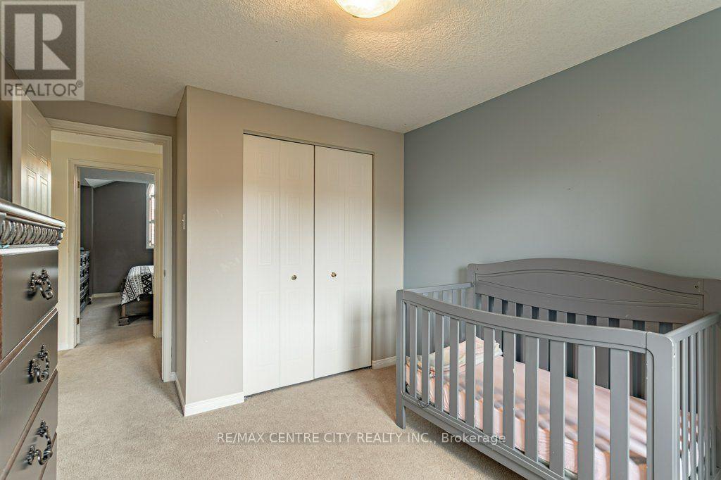 320 ROSSMORE COURT - Image 19